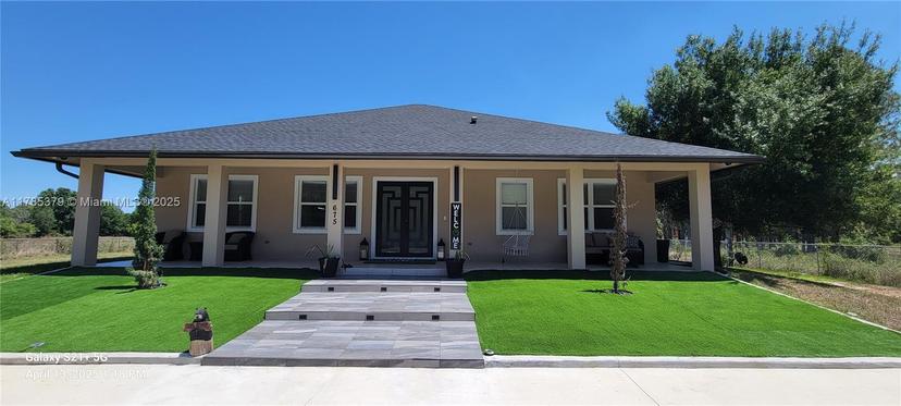 Picture of 675 N Romero, Clewiston FL 33440