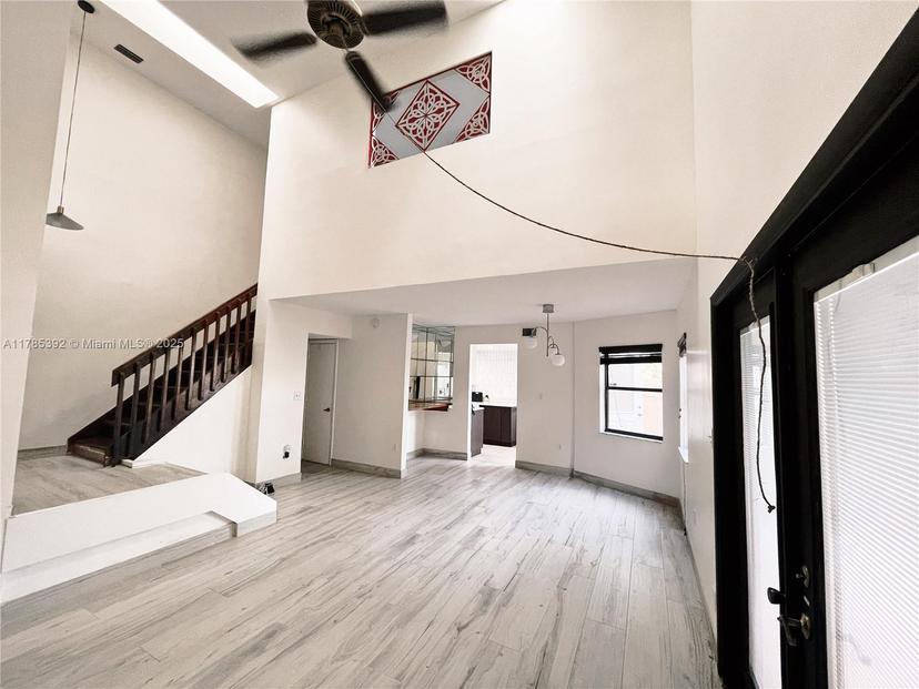 Picture of 11263 SW 9Th Ct, Pembroke Pines FL 33025