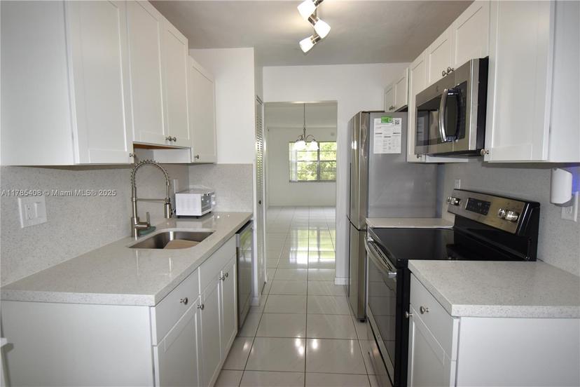 Picture of 8405 NW 61St St # D208, Tamarac FL 33321