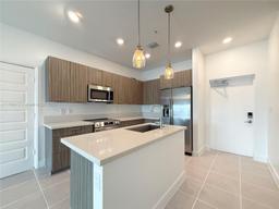 Picture of 4640 NW 84Th Ave # 32, Doral, FL 33166
