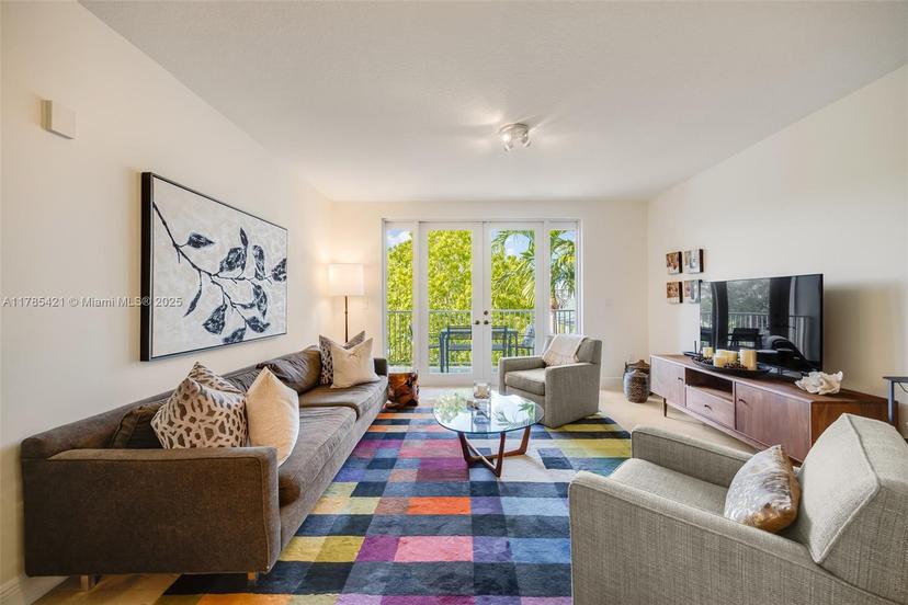 Picture of 3540 Main Hwy # 305, Coconut Grove FL 33133