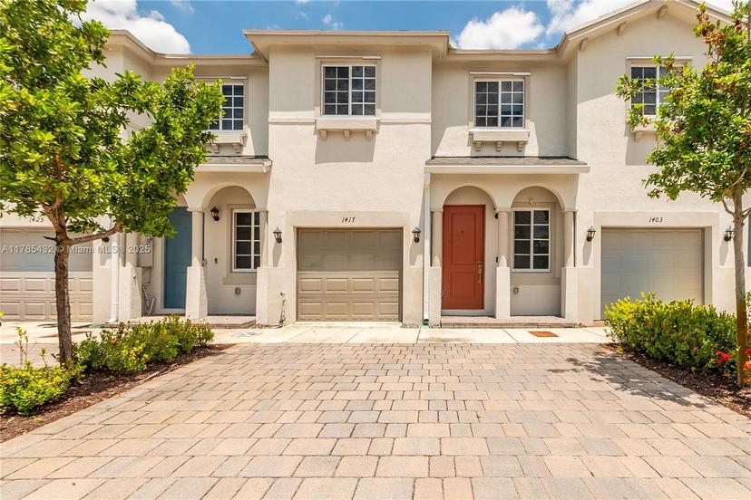Picture of 1417 NW 208Th Ter # 1417, Miami Gardens FL 33169