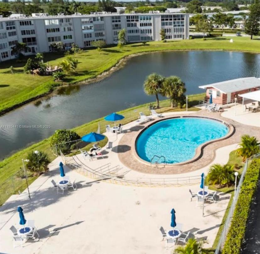 Picture of 102 Northampton F # 102, West Palm Beach FL 33417