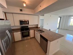 Picture of 1830 Radius Dr # 909, Hollywood, FL 33020