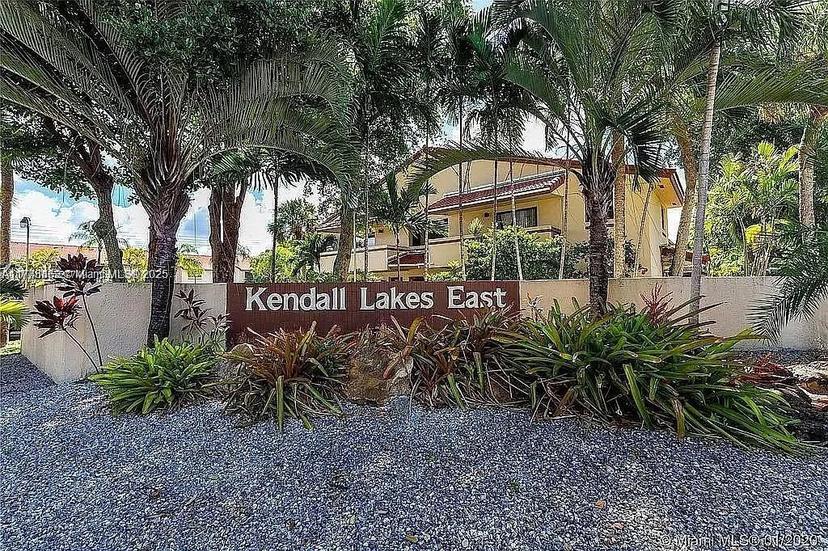 Picture of 6375 SW 136Th Ct # 102I, Miami FL 33183