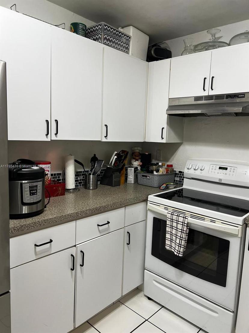 Picture of 1735 NE 164Th St # B203, North Miami Beach FL 33162