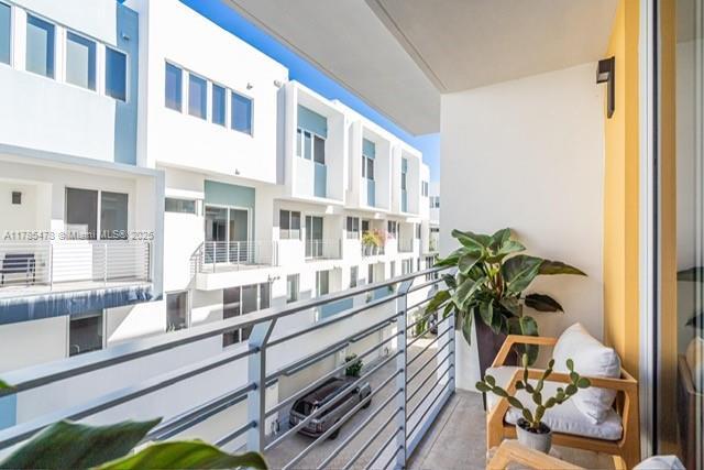 Picture of 65 N Shore Dr # 31C, Miami Beach FL 33141
