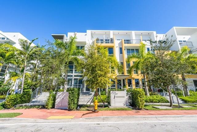 Picture of 65 N Shore Dr # 31C, Miami Beach FL 33141