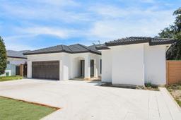 Picture of 16239 NW 91St Ct, Miami Lakes, FL 33018