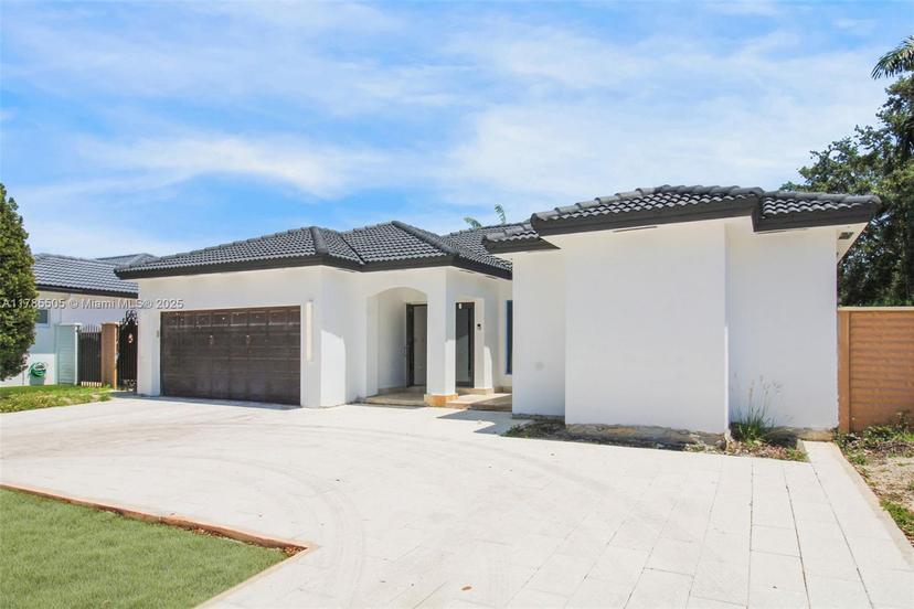 Picture of 16239 NW 91St Ct, Miami Lakes FL 33018