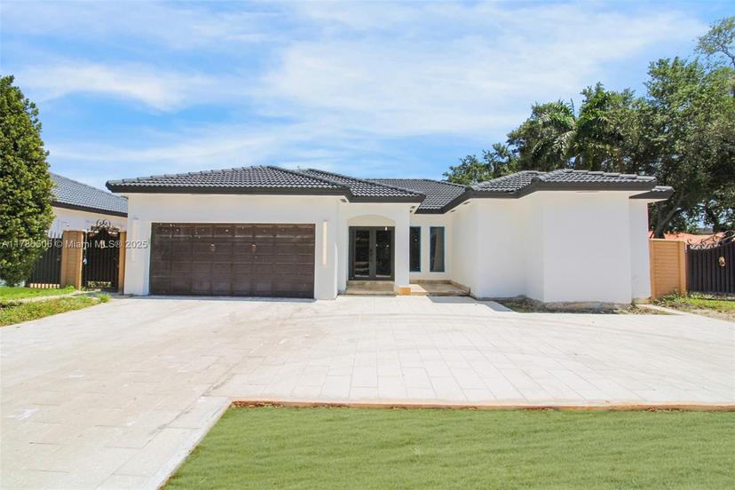 Picture of 16239 NW 91St Ct, Miami Lakes FL 33018
