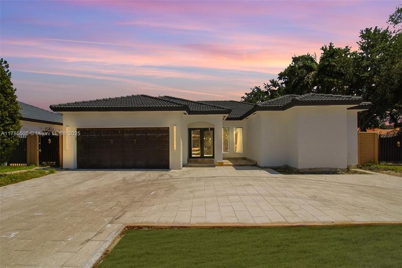 Picture of 16239 NW 91St Ct, Miami Lakes FL 33018