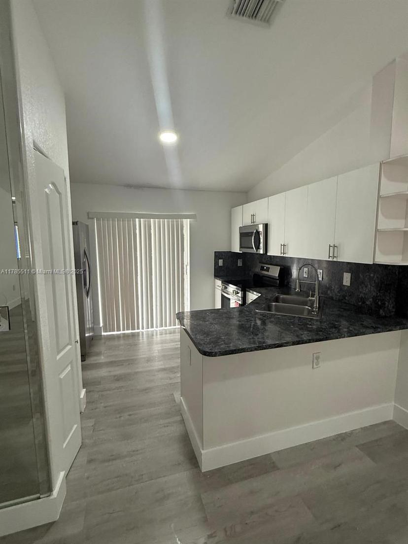 Picture of 11053 W Okeechobee Rd # 201, Hialeah Gardens FL 33018