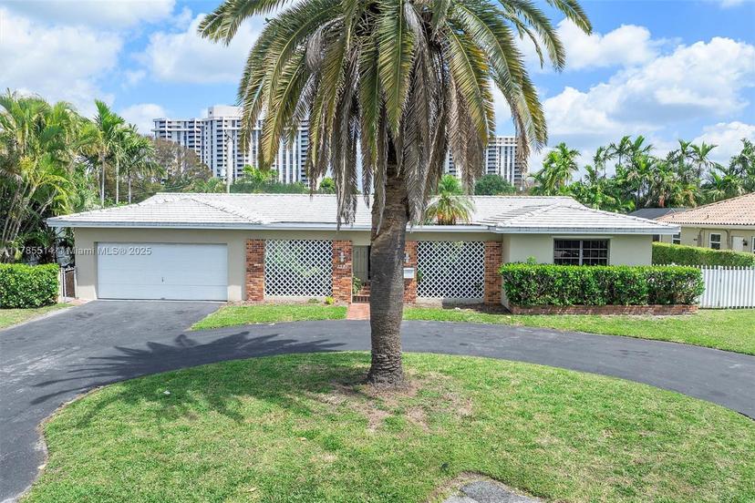 Picture of 1381 NE 103Rd St, Miami Shores FL 33138