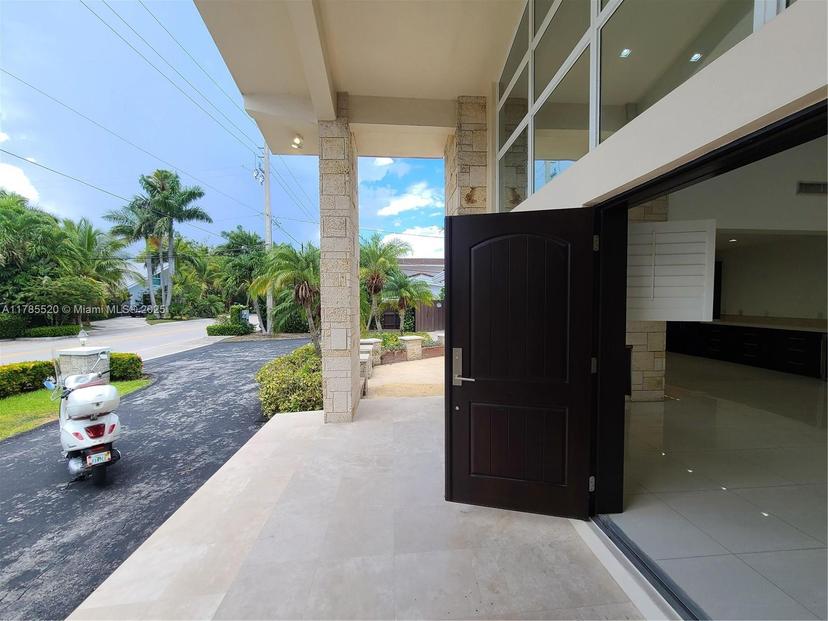 Picture of 9825 Broadview Ter, Bay Harbor Islands FL 33154