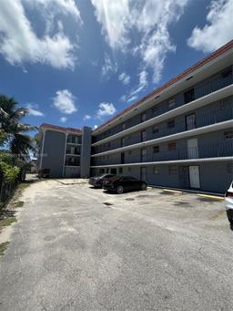 Picture of 13725 NE 6Th Ave # 301, North Miami, FL 33161