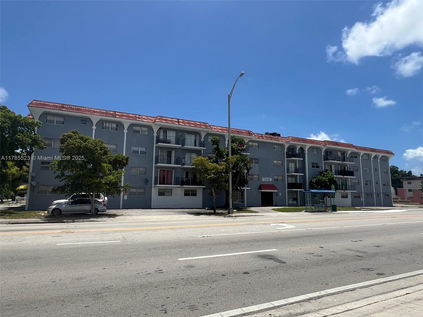 Picture of 13725 NE 6Th Ave # 301, North Miami, FL 33161