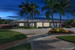 Picture of 16634 Golfview Dr, Weston, FL 33326