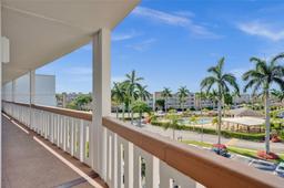 Picture of 4056 Cornwall C # 4056, Boca Raton, FL 33434