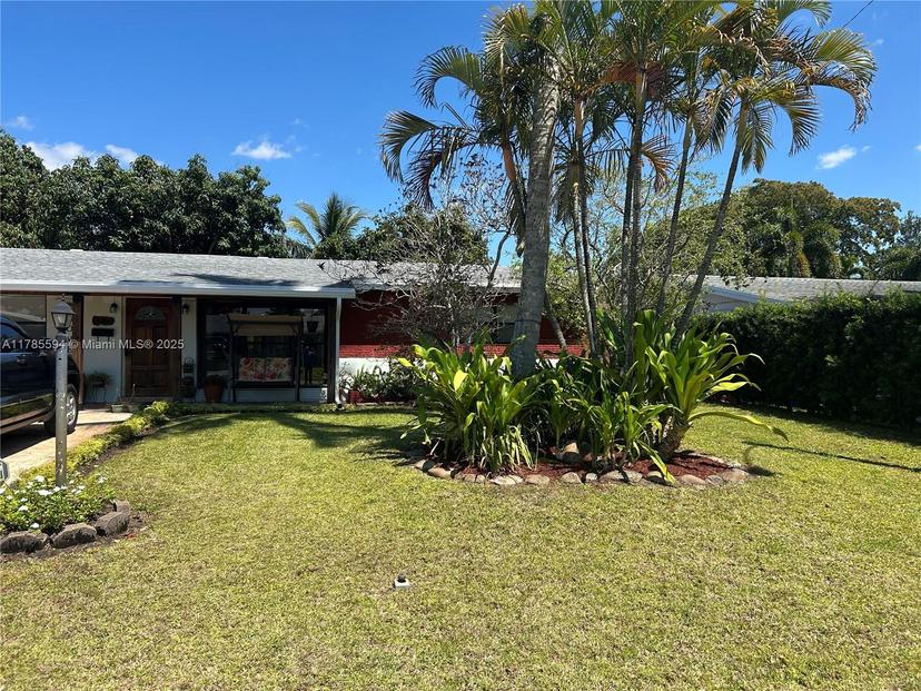 Picture of 2021 N 56Th Way, Hollywood FL 33021