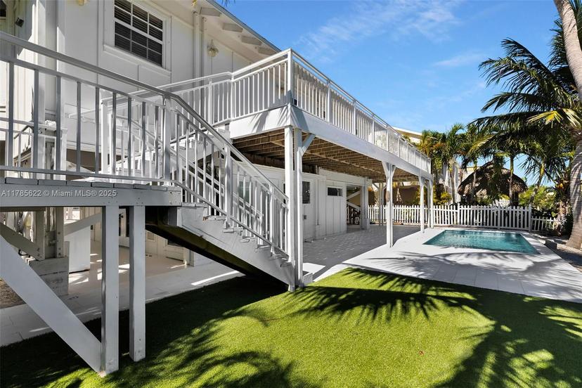 Picture of 157 Venetian Dr, Islamorada FL 33036