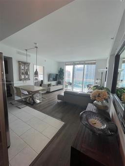 Picture of 950 Brickell Bay Dr # 2907, Miami, FL 33131