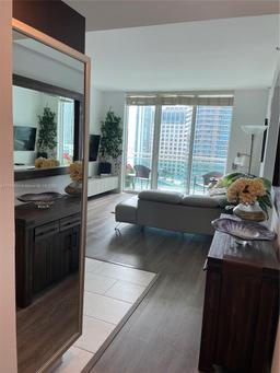 Picture of 950 Brickell Bay Dr # 2907, Miami, FL 33131