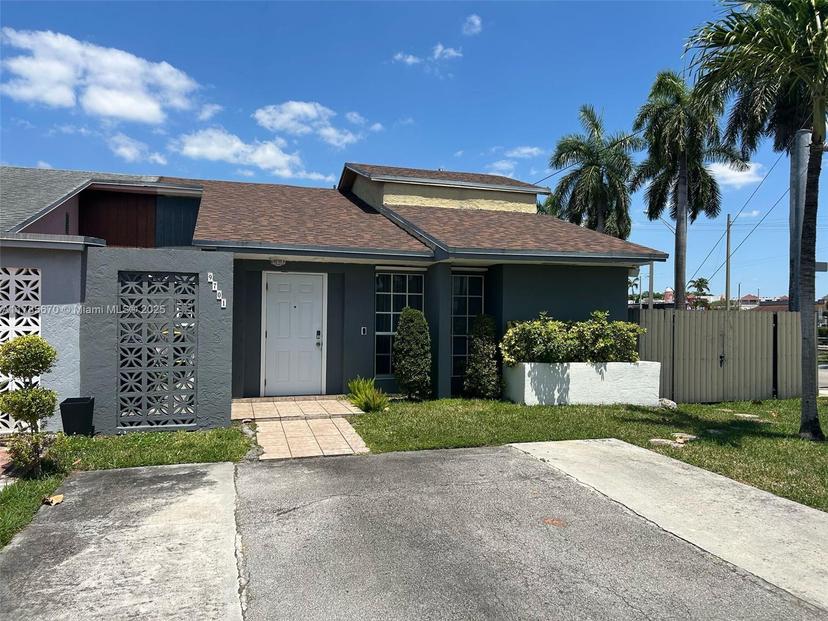 Picture of 9701 SW 1St St, Miami FL 33174