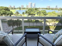 Picture of 20185 E Country Club Dr # 405, Aventura, FL 33180