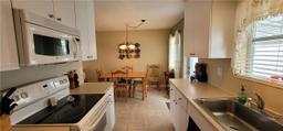 Picture of 2230 Jackson St # 2W, Hollywood, FL 33020