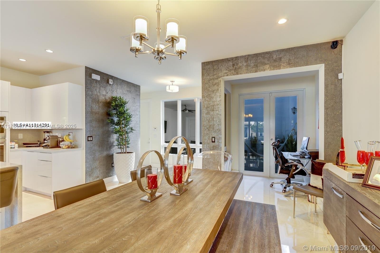 Picture of 10550 NW 63Rd Ter, Doral, FL 33178