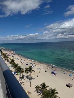 Picture of 400 N Surf Rd, Hollywood, FL 33019