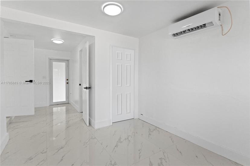 Picture of 18420 NW 42Nd Ave, Miami Gardens FL 33055