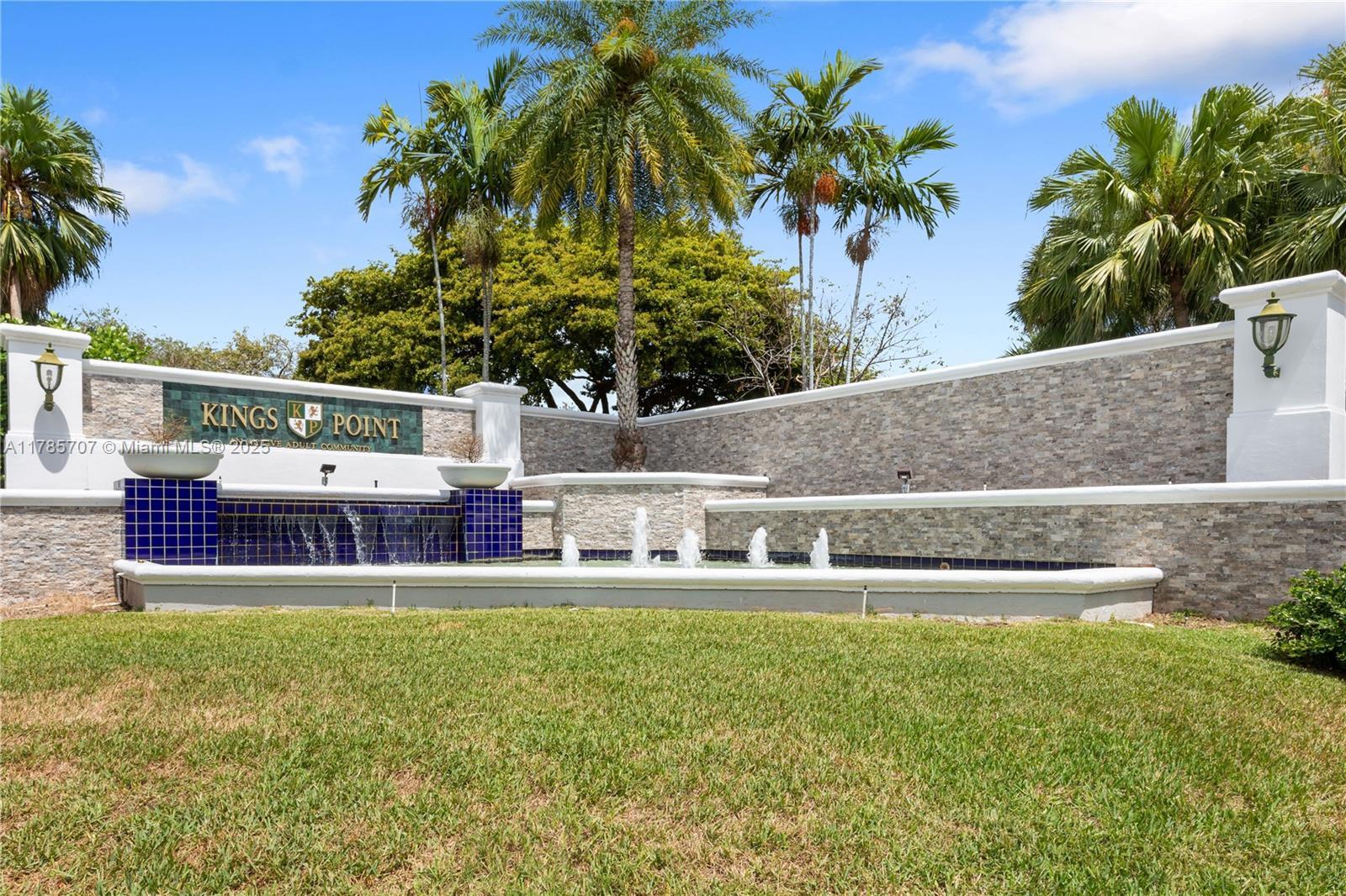 Picture of 9660 S Belfort Cir # 207, Tamarac, FL 33321