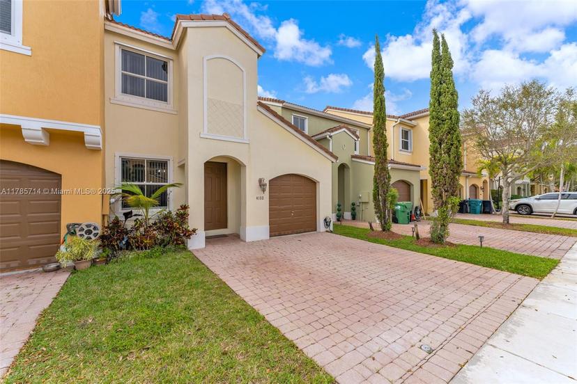 Picture of 4132 SW 149Th Pl, Miami FL 33185