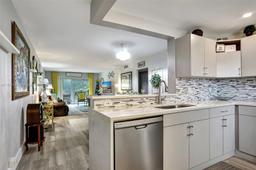 Picture of 2201 Lucaya Bnd # K3, Coconut Creek, FL 33066