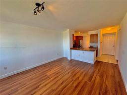 Picture of 1830 Radius Dr # 910, Hollywood, FL 33020