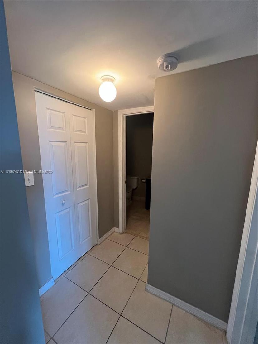 Picture of 14500 SW 88Th Ave # 245, Palmetto Bay FL 33176