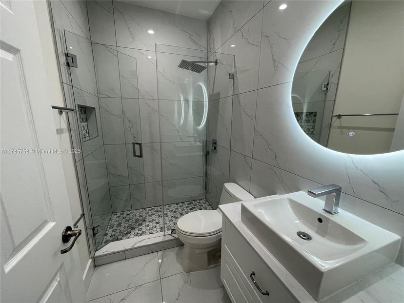 Picture of 9231 W 32Nd Ln, Hialeah FL 33018