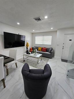 Picture of 6435 SW 130Th Ave # 302, Miami, FL 33183