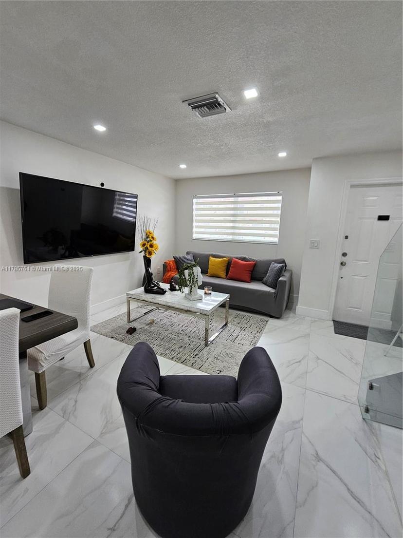 Picture of 6435 SW 130Th Ave # 302, Miami FL 33183
