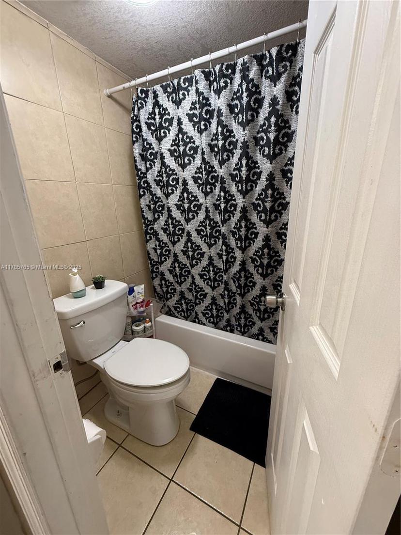 Picture of 19805 SW 114Th Ave # 315, Miami FL 33157