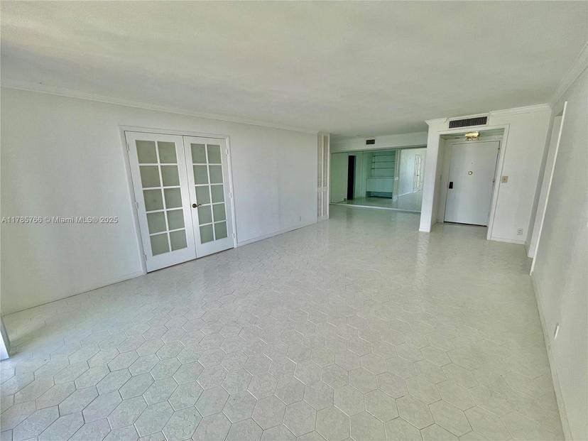 Picture of 1111 Crandon Blvd # B804, Key Biscayne FL 33149