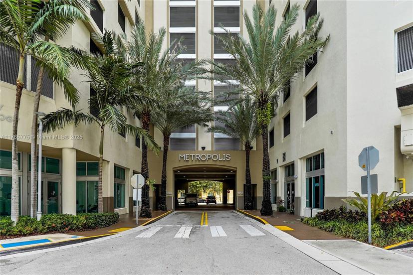 Picture of 9055 SW 73Rd Ct # 209, Miami FL 33156