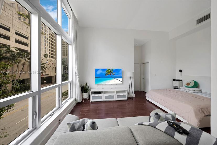 Picture of 9055 SW 73Rd Ct # 209, Miami FL 33156