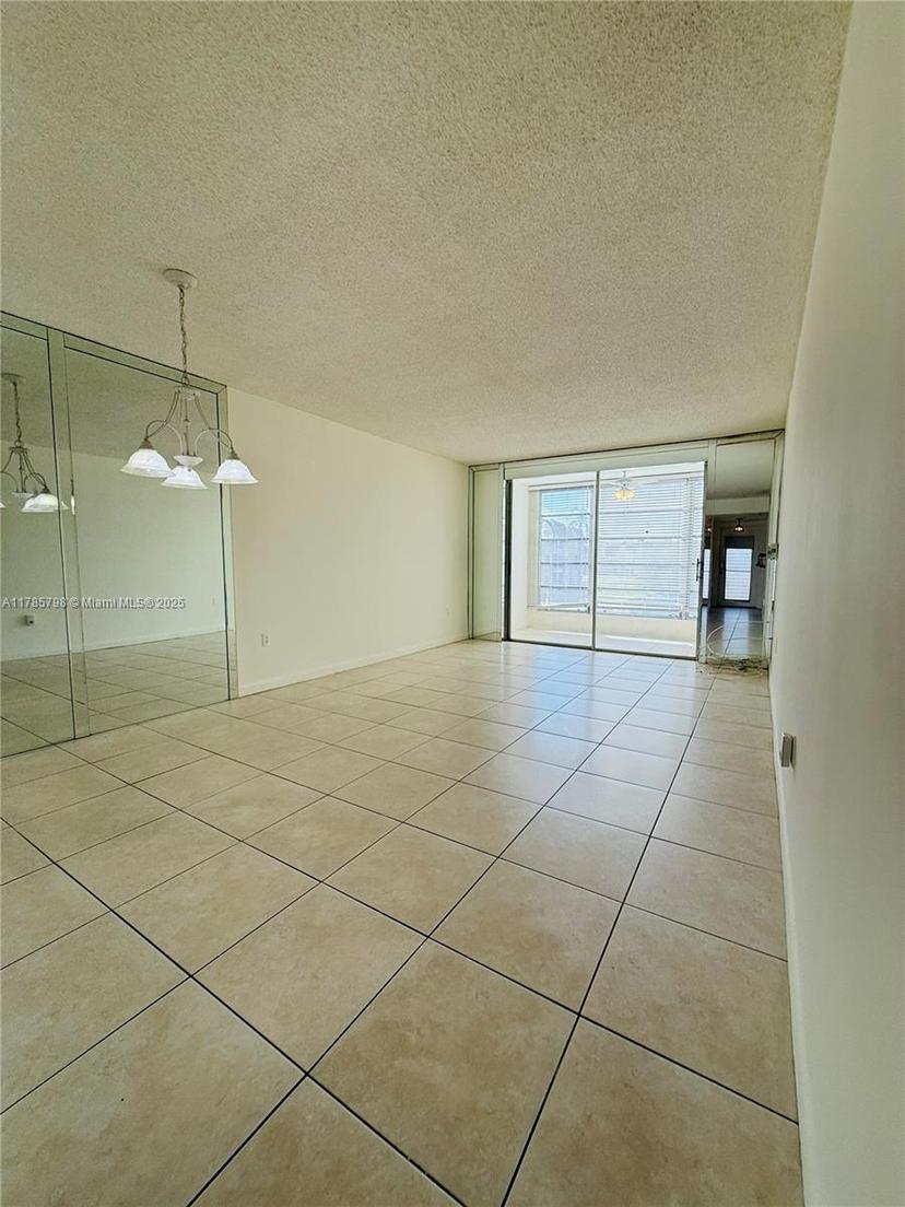 Picture of 9001 Sunrise Lakes Blvd # 208, Sunrise FL 33322