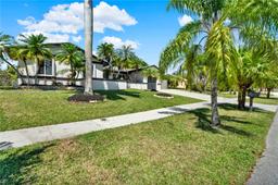 Picture of 21420 SW 97Th Pl, Cutler Bay, FL 33189