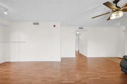 Picture of 7640 Westwood Dr # 404, Tamarac, FL 33321