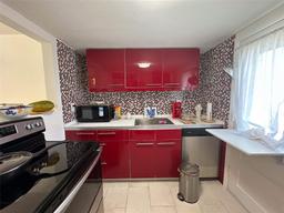 Picture of 2929 Point East Dr # A101, Aventura, FL 33160