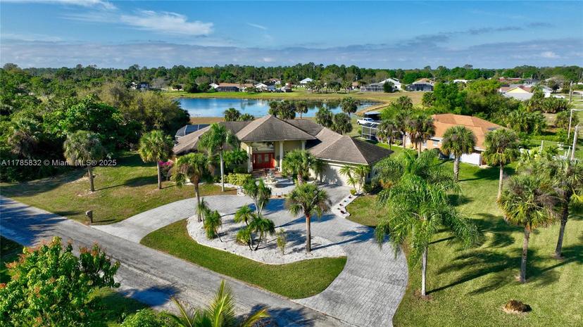 Picture of 844 Haskell, Lehigh Acres FL 33974